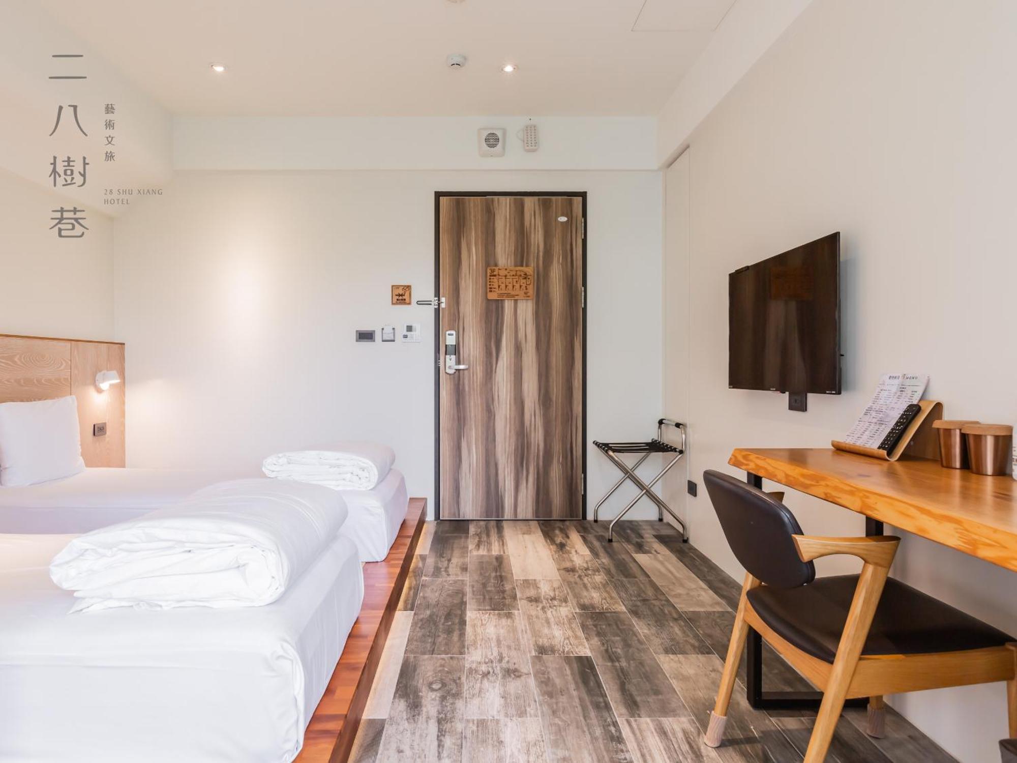 28 Shu Xiang Hotel Taichung Buitenkant foto