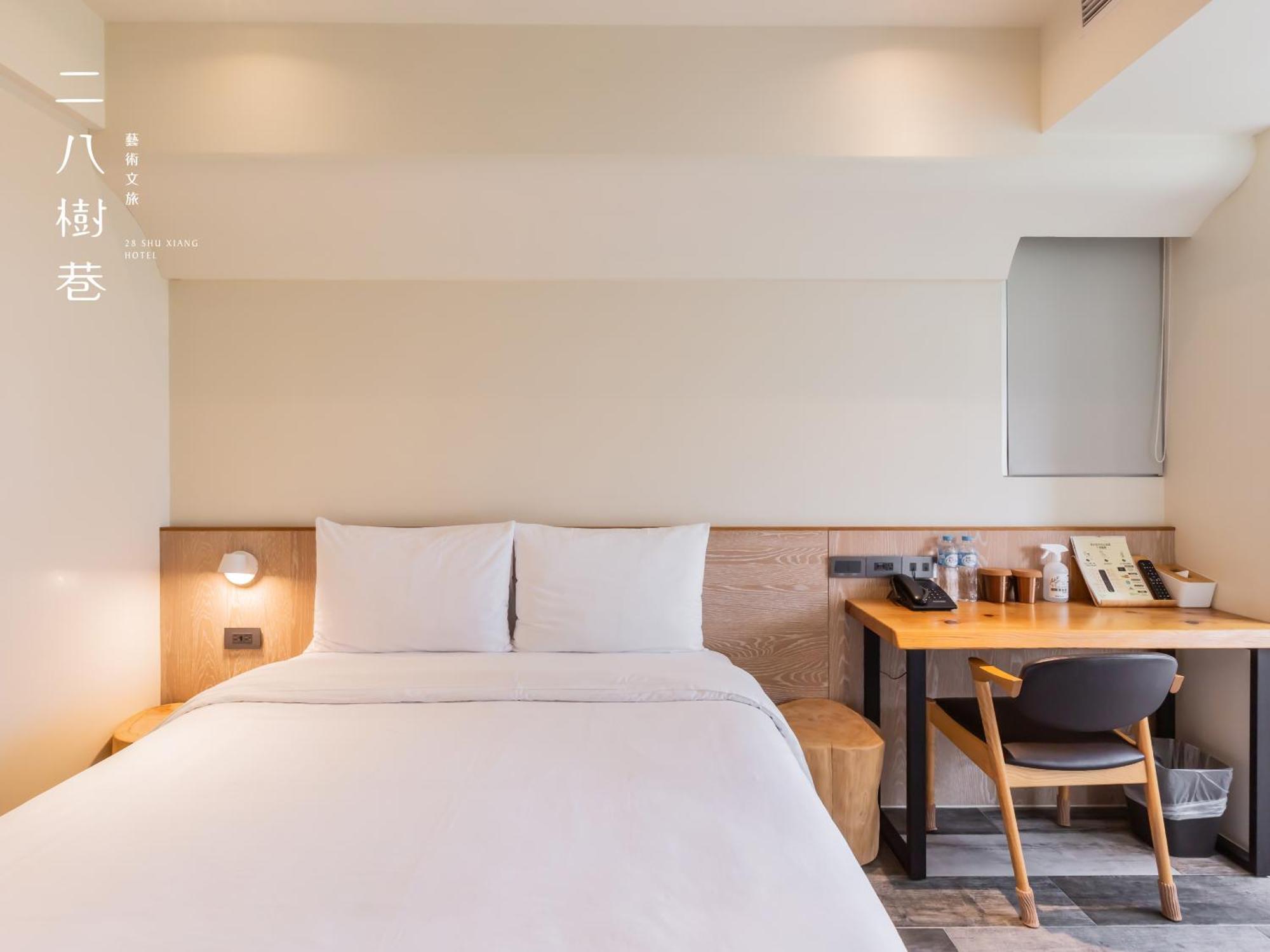 28 Shu Xiang Hotel Taichung Buitenkant foto