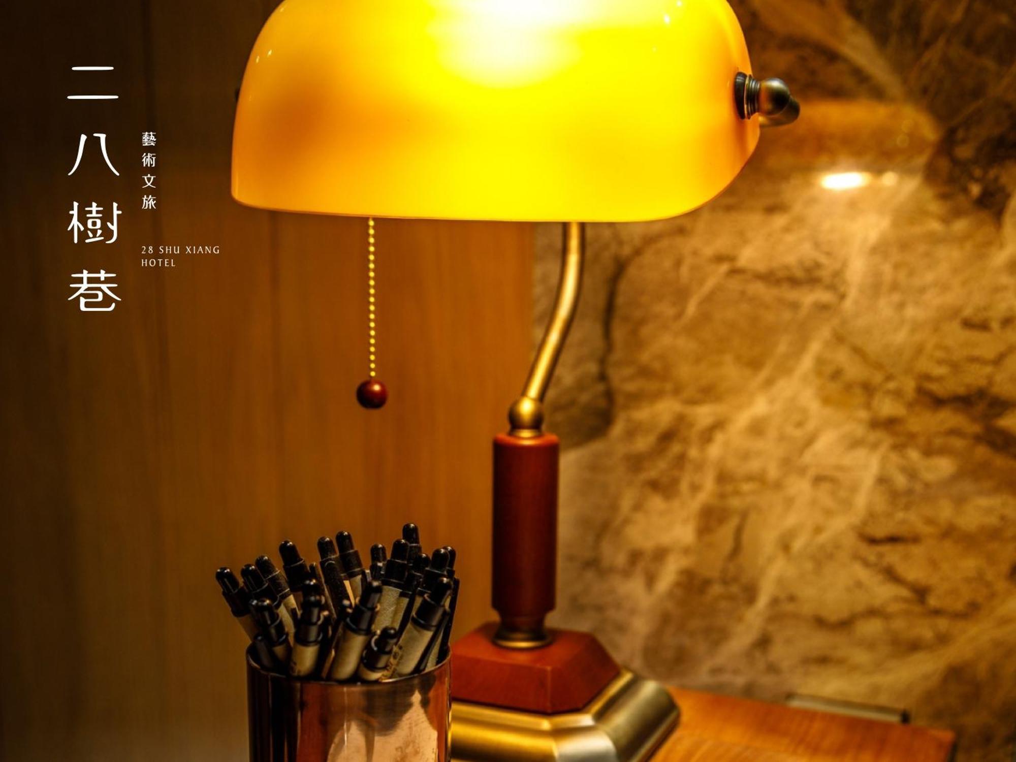 28 Shu Xiang Hotel Taichung Buitenkant foto